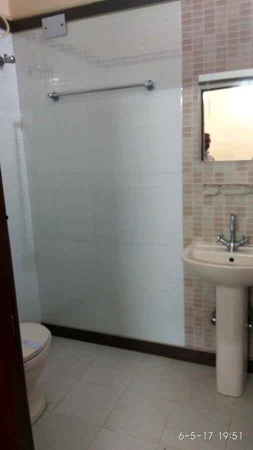 Hotel Varsa Dibrugarh ภายนอก รูปภาพ